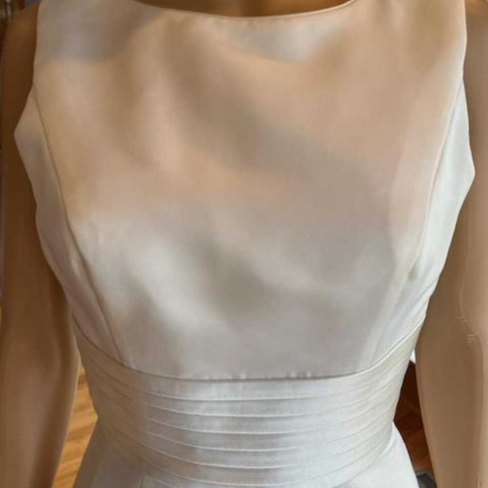 *Mon Cheri Ivory Tan Satin Sleeveless O Back Wedding Dress Bridal Gown Size 8 - Picture 11 of 14